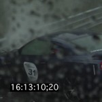 Elle se crashe au volant de sa Nissan GT-R (VIDEO)