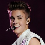 Justin Bieber traite une fan de &laquo;&nbsp;baleine échouée&nbsp;&raquo; (VIDEO)