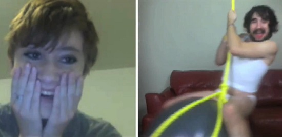 Miley Cyrus – Wrecking Ball version Chatroulette (VIDEO)