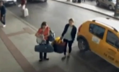 Turquie : une femme tente de vendre son bébé pour 370 euros (VIDEO)