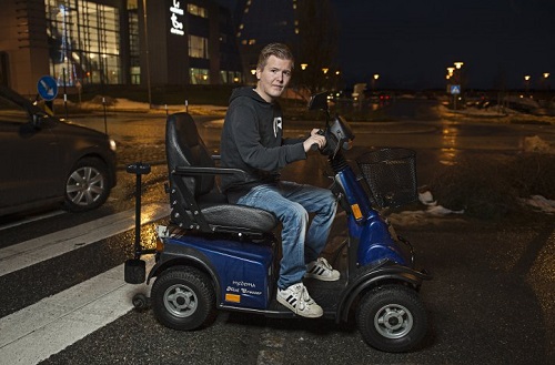 Arrêté pour conduite en état d’ivresse… sur son fauteuil roulant