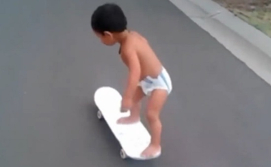 Le bébé skateur (VIDEO)