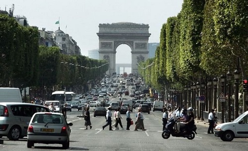 Combien y a-t-il d&rsquo;habitants en France ? (VIDEO)