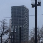 Une tour de 116 mètres dynamitée en Allemagne (VIDEO)