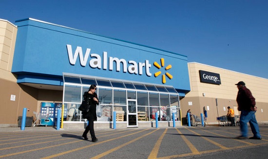 Une voleuse à l&rsquo;étalage humiliée par un homme (VIDEO)