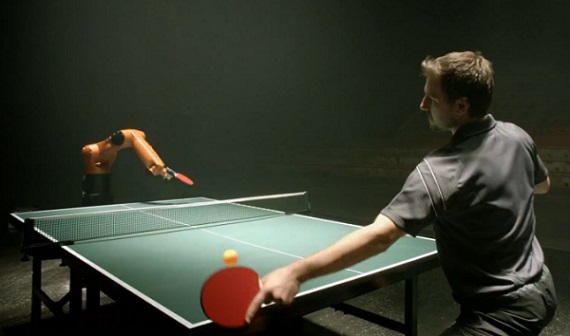 Ping Pong : homme VS robot (VIDEO)