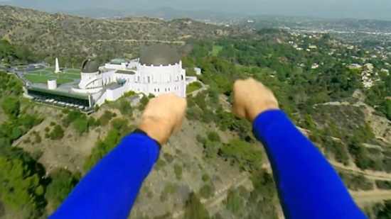 Dans la peau de Superman (caméra embarquée)