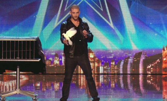 Britain’s Got Talent : un illusionniste bluffe le jury (VIDEO)