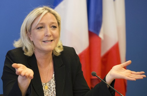 France : Les nouveaux maires FN vont rétablir le porc dans les cantines (VIDEO)