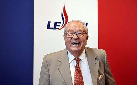 Pour Jean-Marie Le Pen, le virus &laquo;&nbsp;Ebola peut régler en trois mois&nbsp;&raquo; les problèmes d&rsquo;immigration (VIDEO)