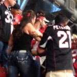 Grosse bagarre dans les tribunes pendant un match de NFL (vidéo)
