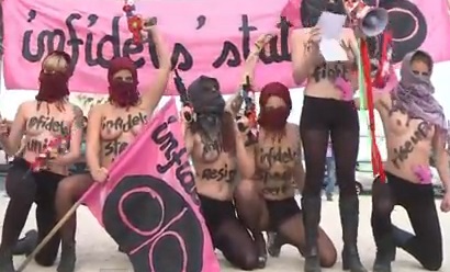 Paris : les Femen manifestent topless contre l’Etat Islamique (vidéo)