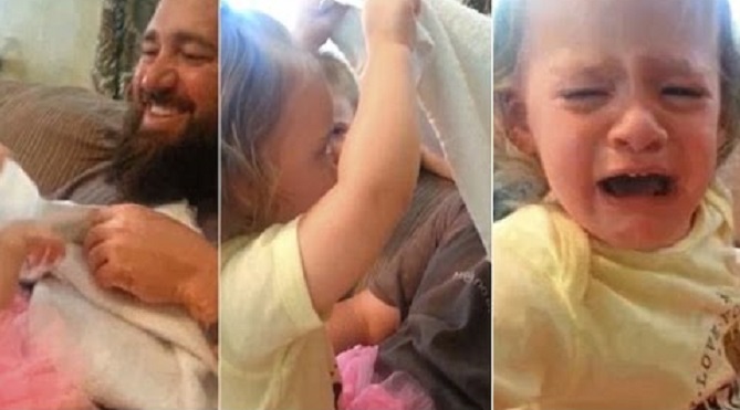 Une petite fille voit son père sans barbe pour la première fois (vidéo)