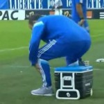 OM : Marcelo Bielsa se brûle les fesses en s&rsquo;asseyant sur son café (vidéo)