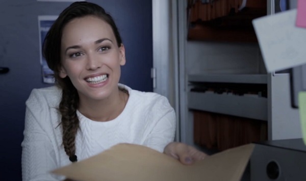 Humour : l’Administration Française vue par Good Monique (vidéo)