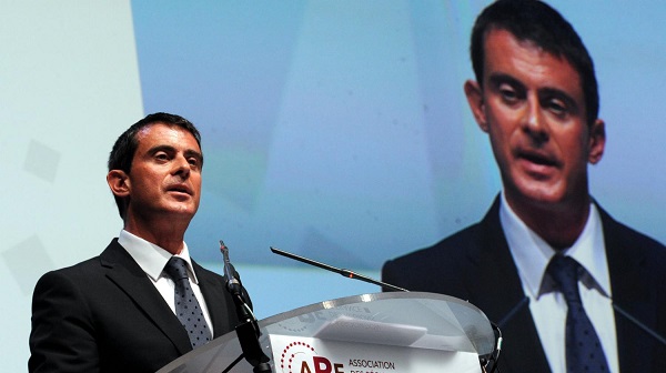 Manuel Valls s&rsquo;agace d&rsquo;être peu applaudi lors d&rsquo;un discours (vidéo)