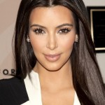 Kim Kardashian pose entièrement nue (photos)