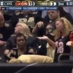 Le chacal du jour : il arrache la balle qu&rsquo;un joueur offre à une femme (vidéo)