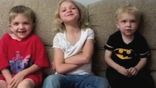 Des parents font croire à leurs enfants qu’ils ont mangé tous leurs bonbons d’Halloween (vidéo)