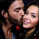 Nabilla poignarde Thomas : la véritable histoire sur Facebook (vidéo)