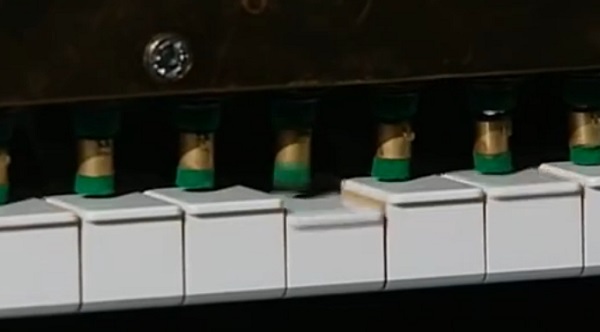 Le piano parlant ! (vidéo)